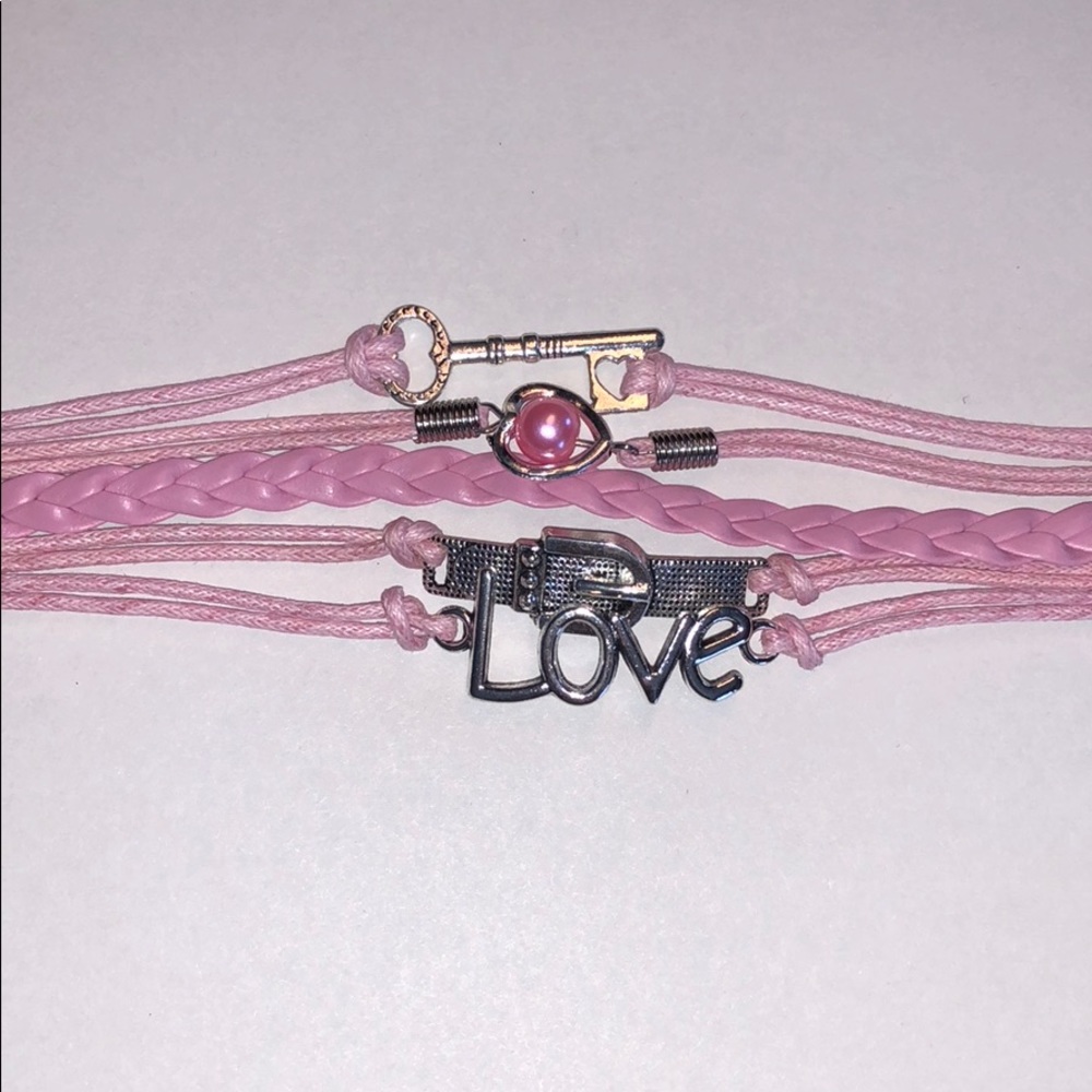 LOVE Infinity Bracelet - New